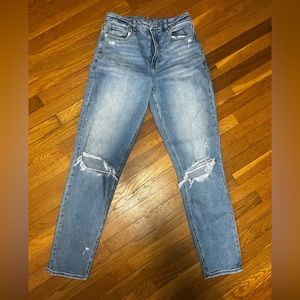 American Eagle Mom Jeans